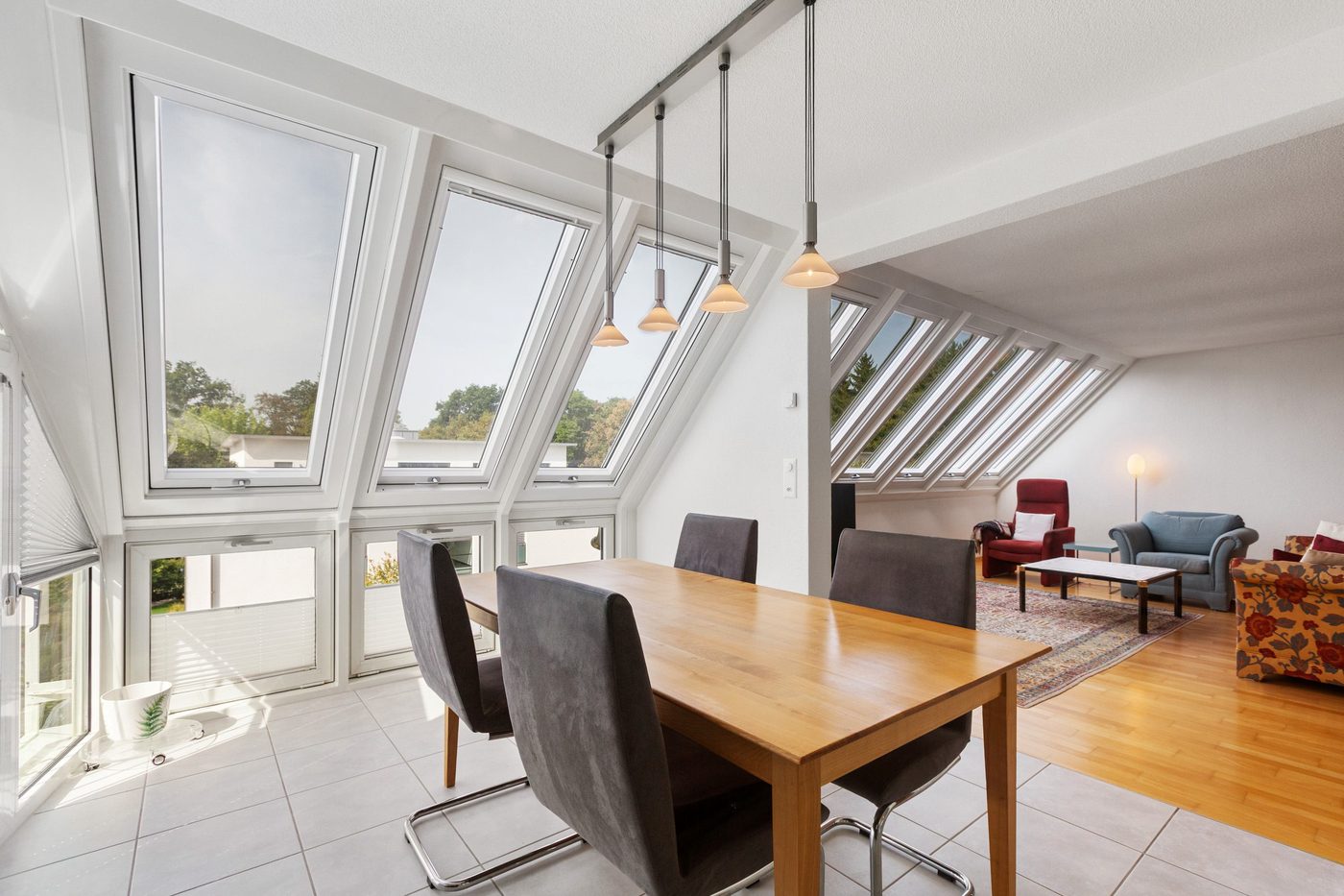 4.5-Zimmer-Attika-Maisonette in Uitikon Waldegg