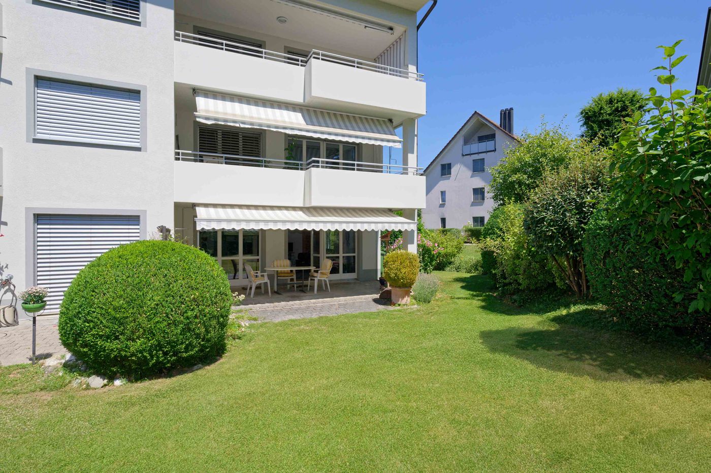 3.5-Zimmer-Gartenwohnung in Uetikon am See