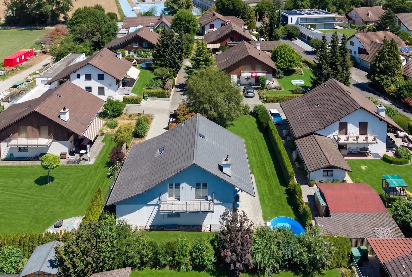 Freistehendes 5.5-Zimmer-Einfamilienhaus mit Pool in Villmergen AG
